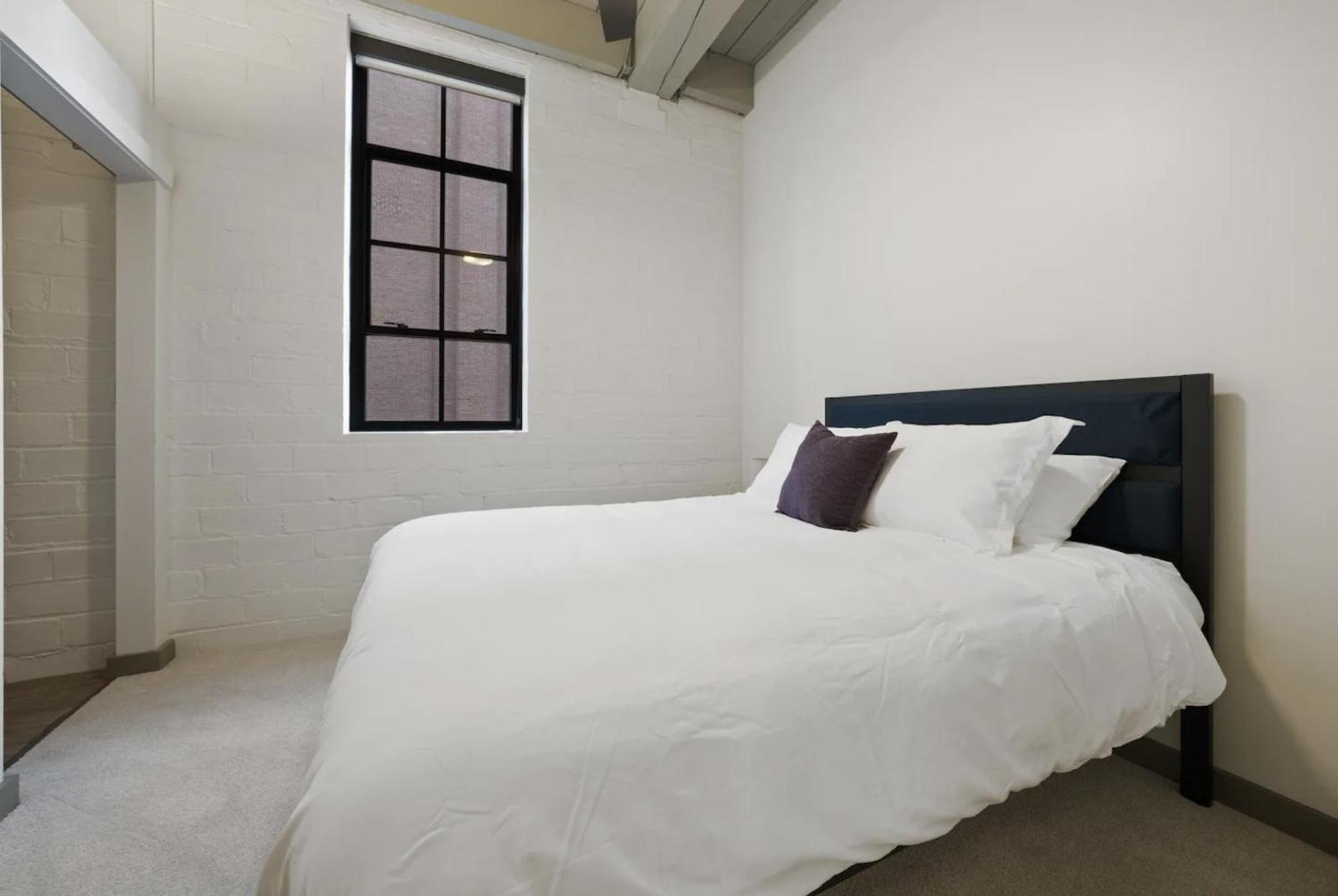 2125 Superior Living Appartement *
